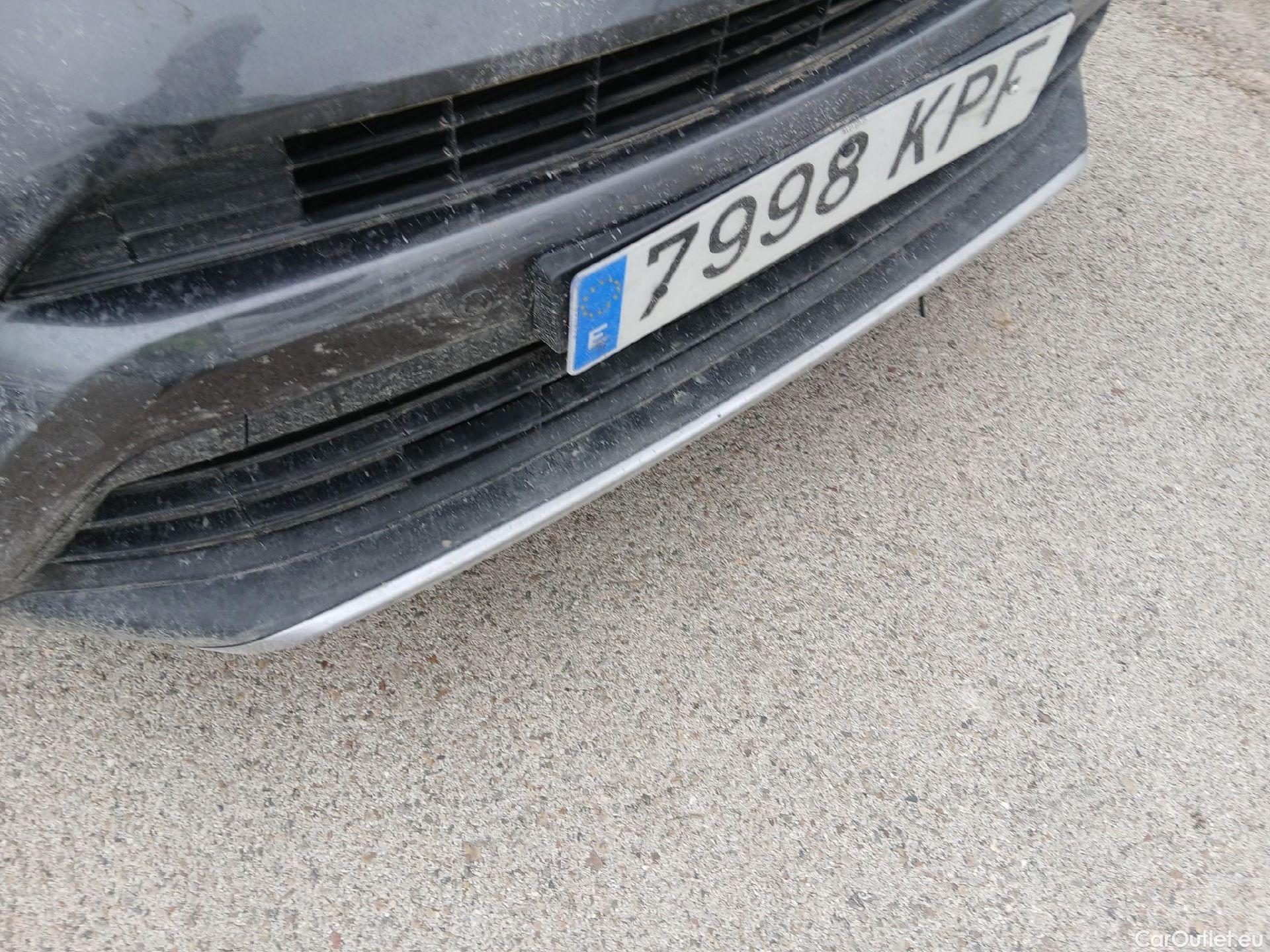  Toyota  RAV4 TOYOTA  / 2015 / 5P / todoterreno 2.5l hybrid 2WD Advance Pack Drive #3