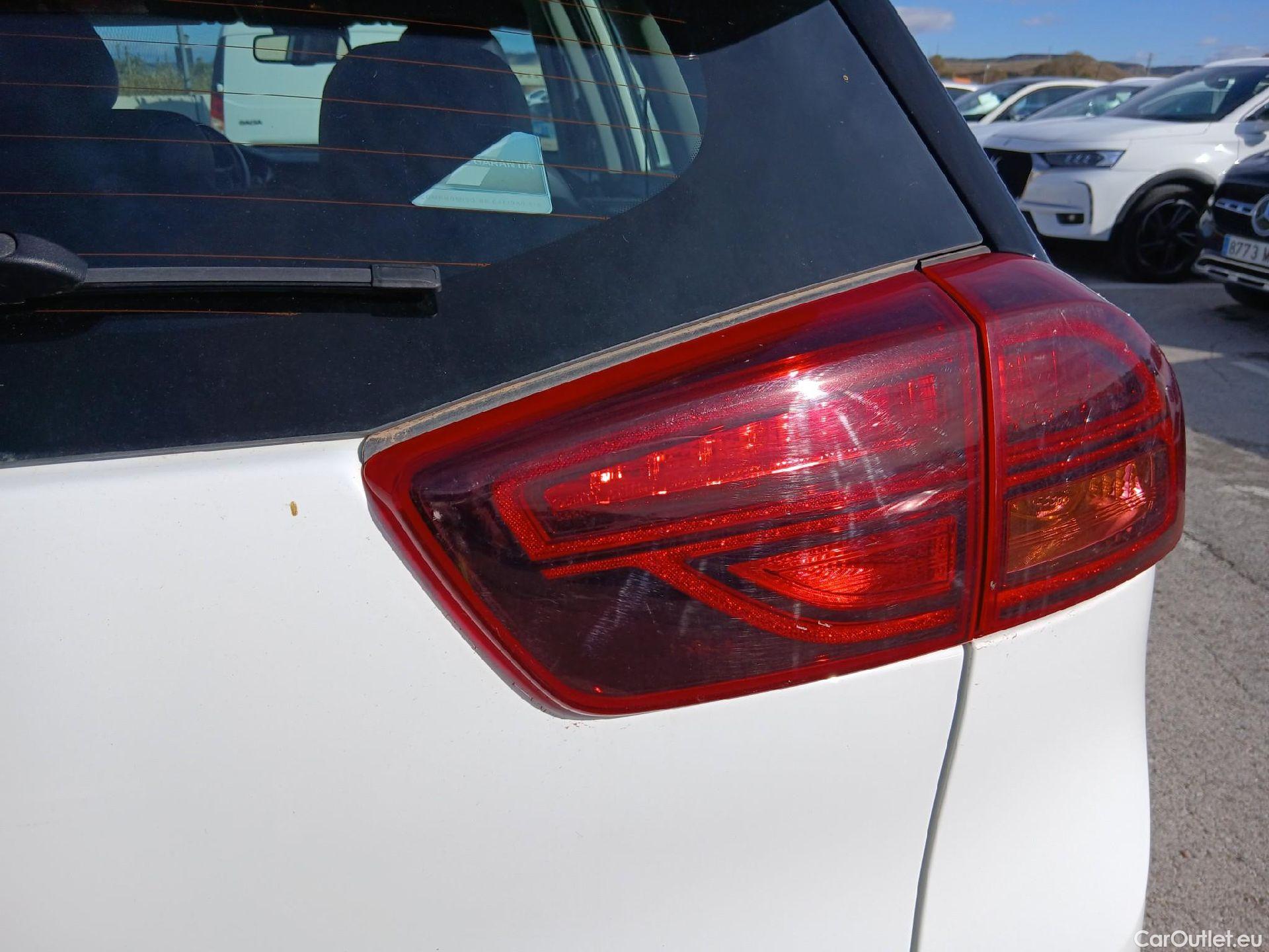  KIA  Niro KIA  / 2019 / 5P / crossover 1.6 GDi HEV 104kW (141CV) Drive #26