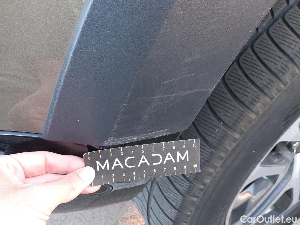  Land Rover  Defender LAND ROVER  / 2019 / 5P / todoterreno 2.0 P404E X 110 Aut 4WD PHEV #28