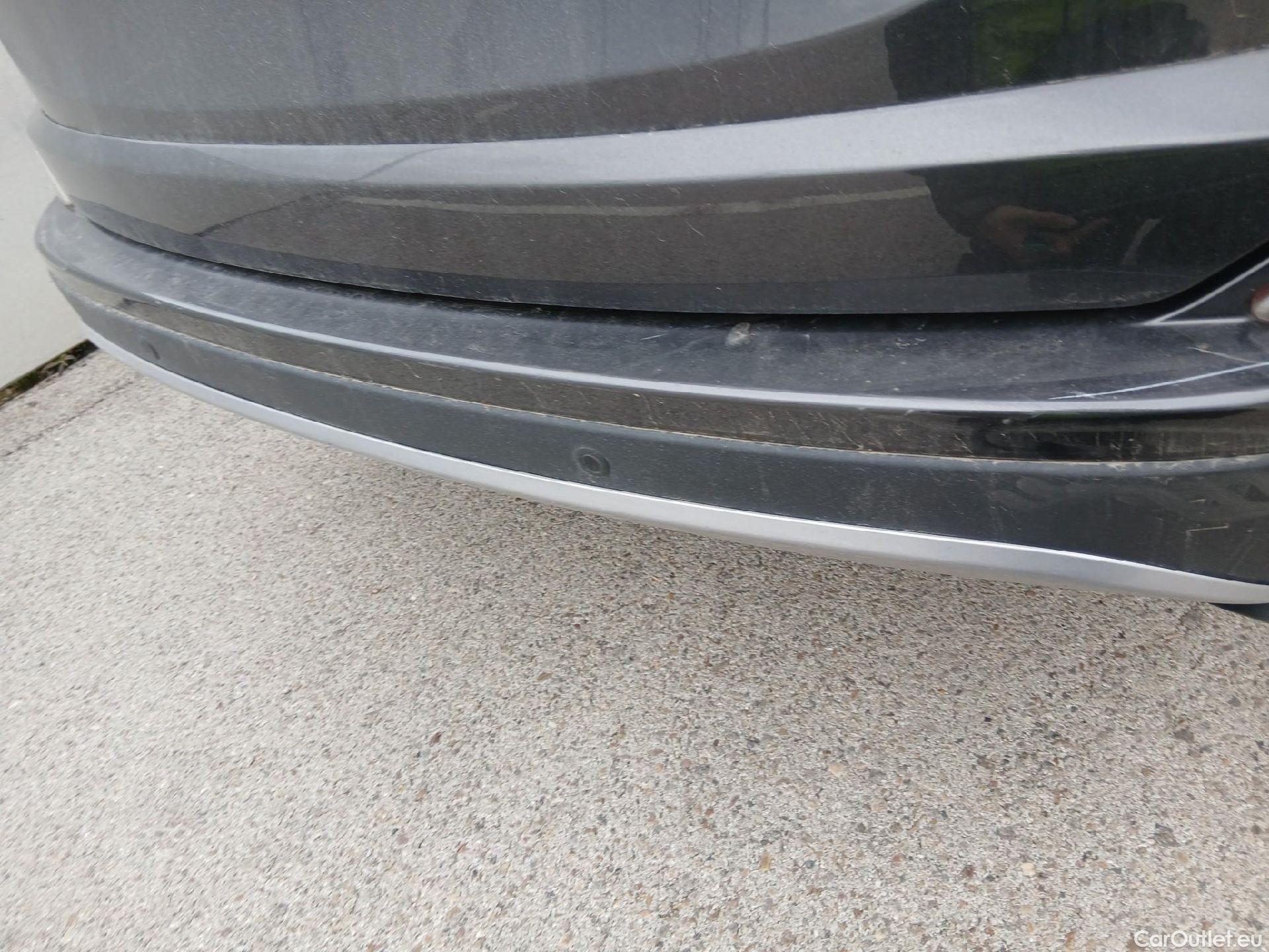  Toyota  RAV4 TOYOTA  / 2015 / 5P / todoterreno 2.5l hybrid 2WD Advance Pack Drive #25