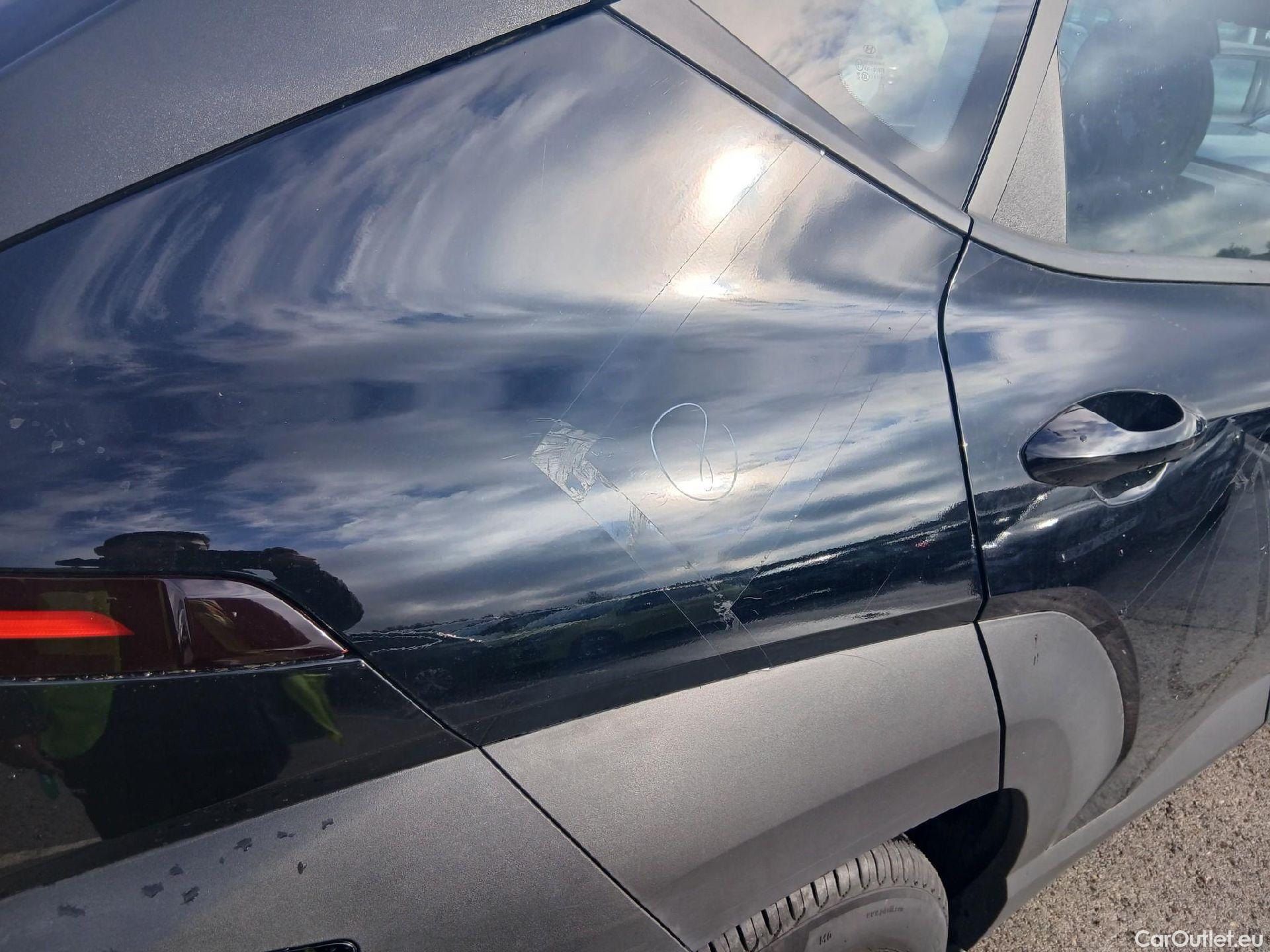  Hyundai  Konna HYUNDAI Kona / 2023 / 5P / todoterreno 1.6 GDI HEV Maxx DCT #29