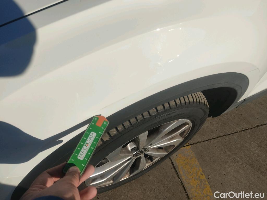  Volkswagen  T-ROC  Life 2.0 TDI 115CV MT6 E6d #39