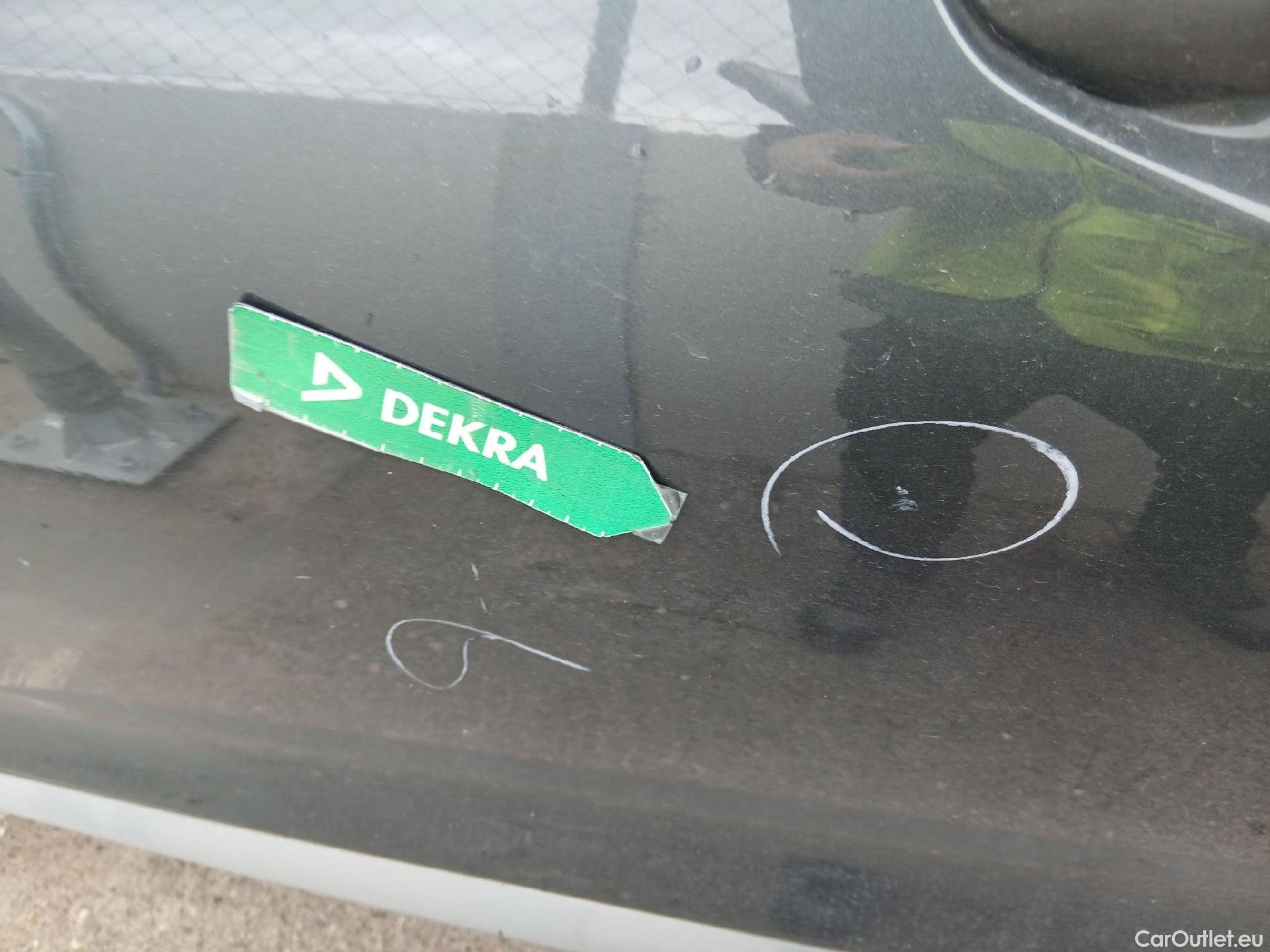  Hyundai  Santa Fe HYUNDAI  / 2021 / 5P / todoterreno 1.6 TGDi HEV Tecno Auto 4x2 #19