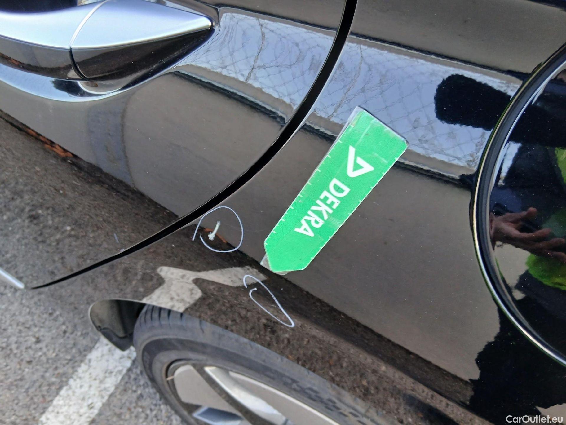  Hyundai   Ioniq HYUNDAI / 2019 / 5P / berlina con portón 1.6 GDI HEV Tecno DCT #22