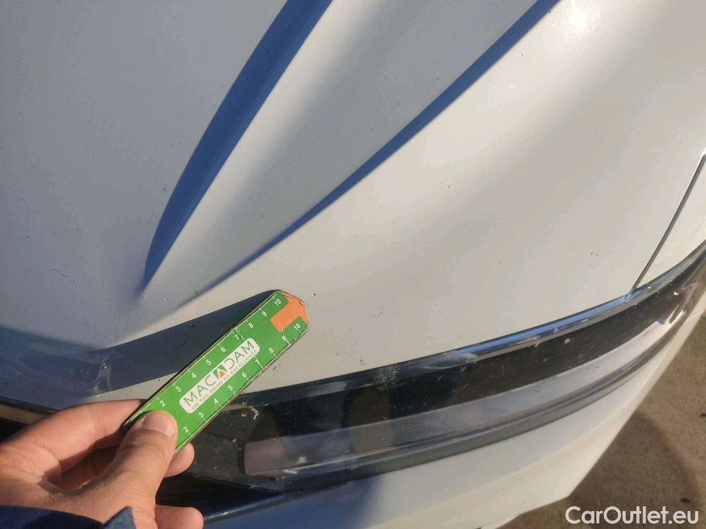  Volkswagen  T-ROC  Life 2.0 TDI 115CV MT6 E6d #30