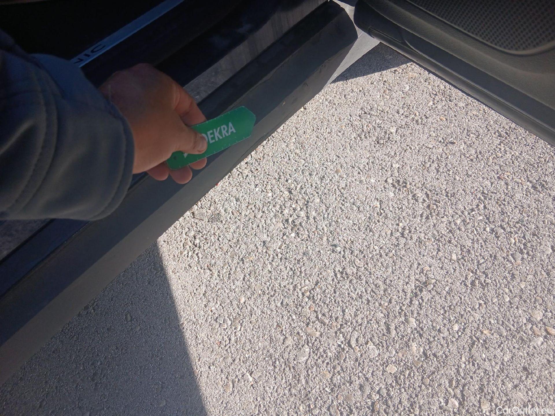  Renault  Scenic RENAULT Scénic / 2016 / 5P / monovolumen compacto Zen Energy dCi 96kW (130CV) #47