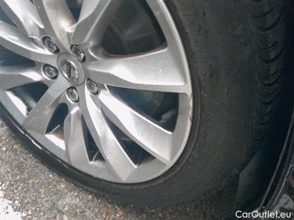  Volvo  S90 VOLVO  / 2016 / 4P / sedán 2.0 T8 Twin AWD Business Plus Auto #11