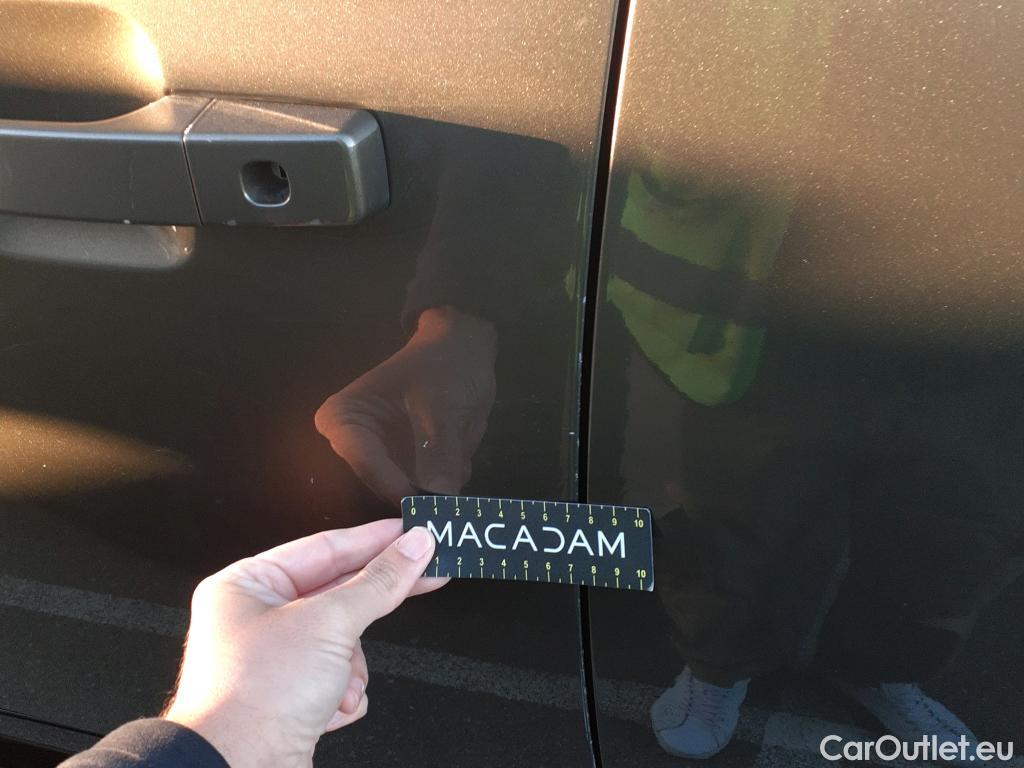  Land Rover  Defender LAND ROVER  / 2019 / 5P / todoterreno 2.0 P404E X 110 Aut 4WD PHEV #7