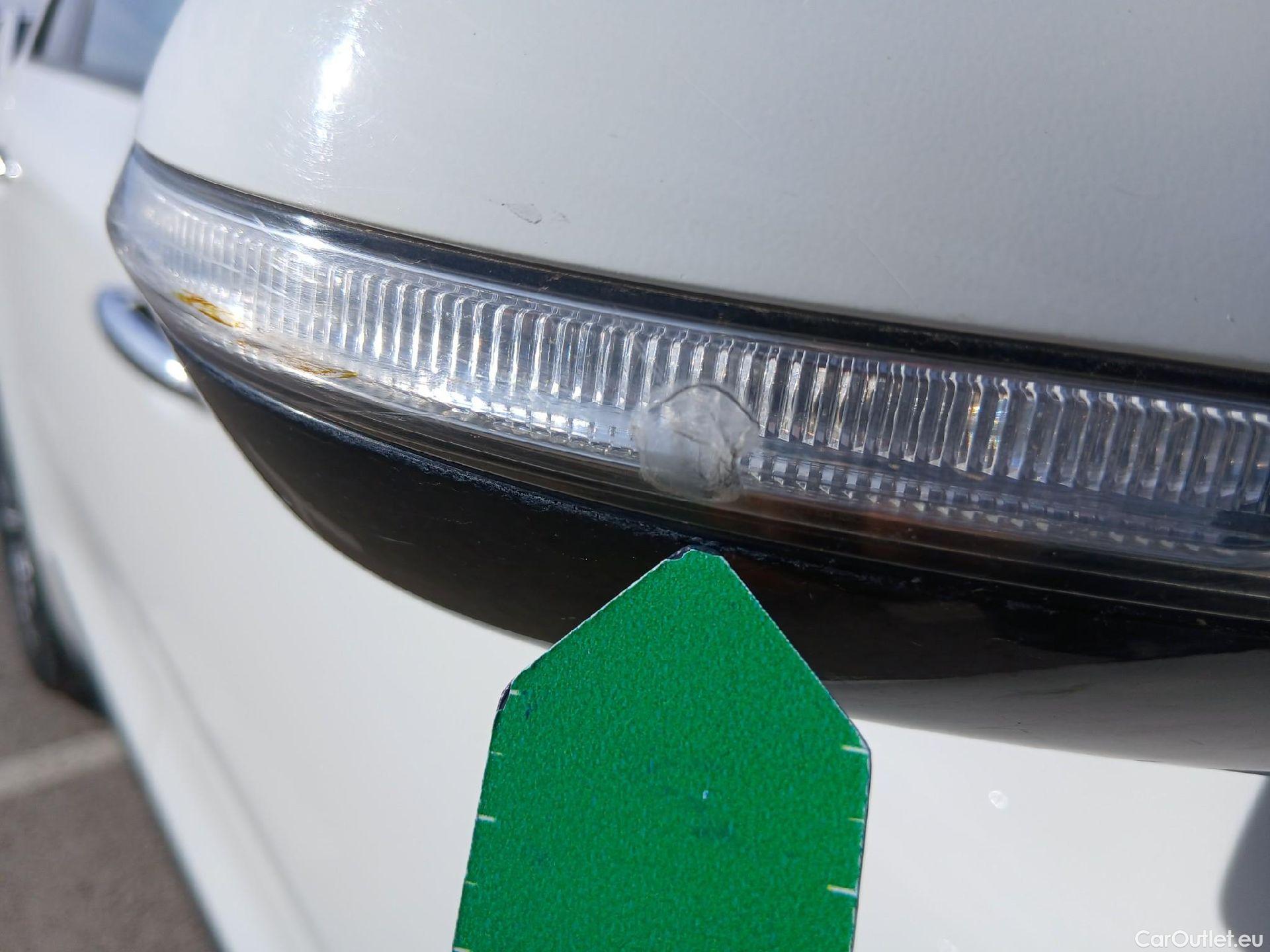  KIA  Niro KIA  / 2019 / 5P / crossover 1.6 GDi HEV 104kW (141CV) Drive #47