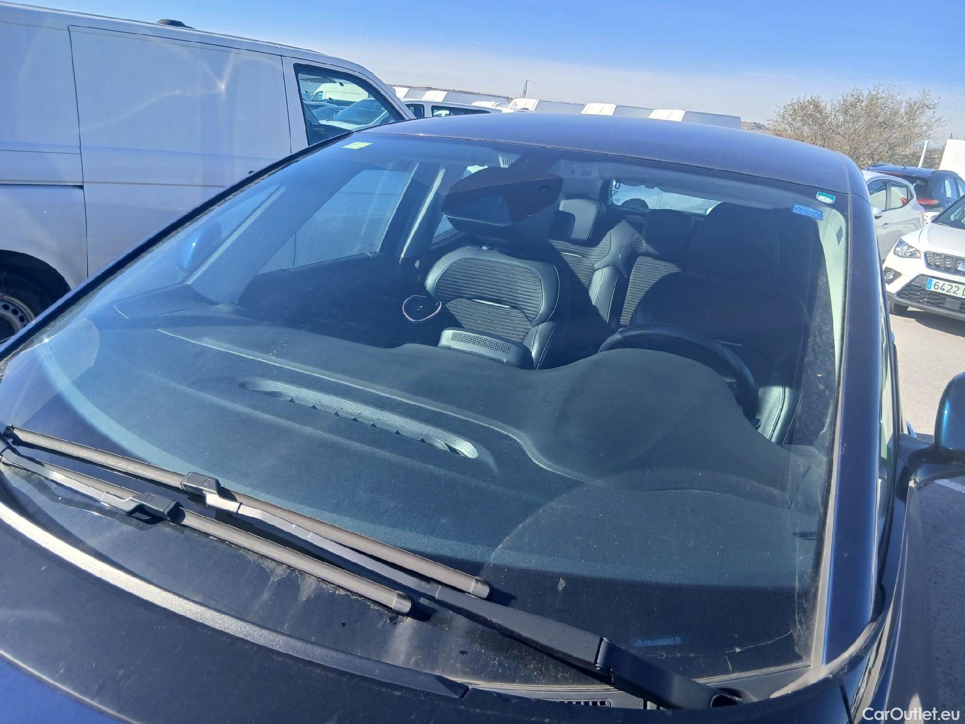  Renault  Scenic RENAULT Scénic / 2016 / 5P / monovolumen compacto Zen Energy dCi 96kW (130CV) #17