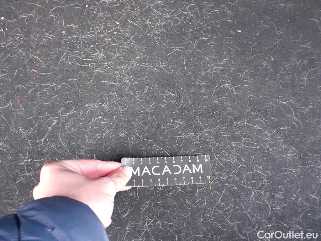  Land Rover  Range Rover LAND ROVER  Velar / 2017 / 5P / todoterreno 2.0 D180 132kW (180CV) 4WD Auto #6