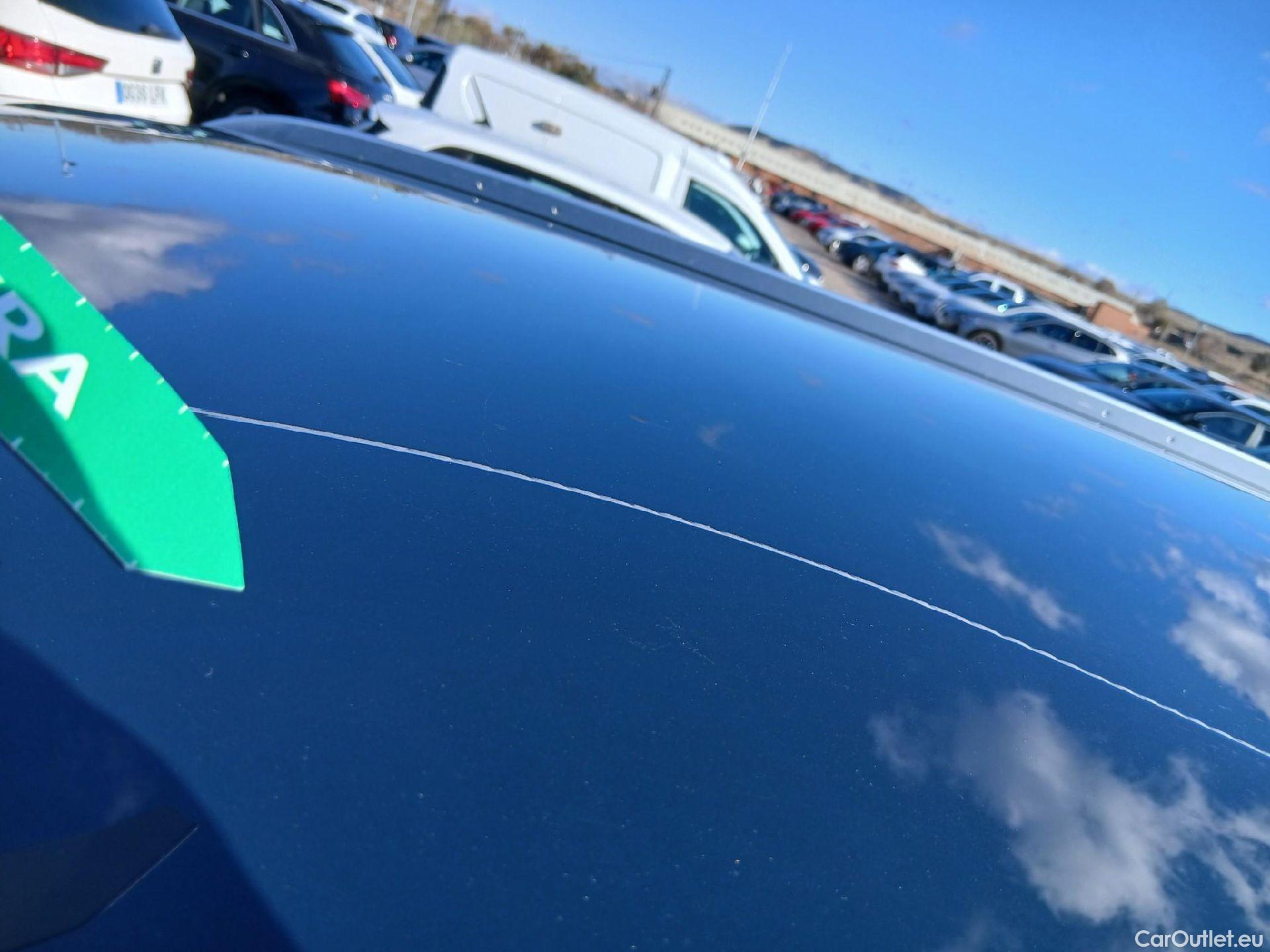  Peugeot  5008 PEUGEOT  / 2020 / 5P / todoterreno 1.5 BlueHDi 96kW (130CV) S&S Allure #34