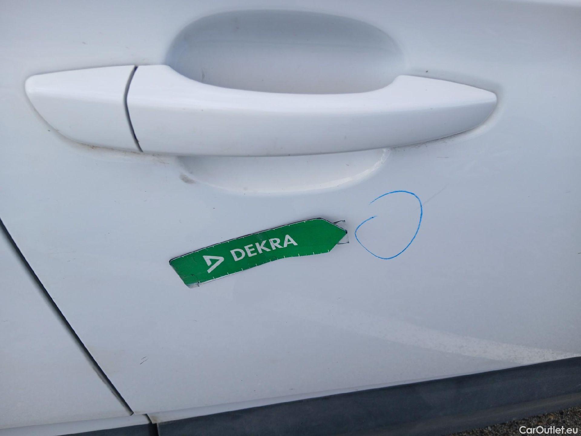  Opel   Grandland X OPEL Grandland / 2021 / 5P / todoterreno 1.5 CDTi Business Edition Auto #32