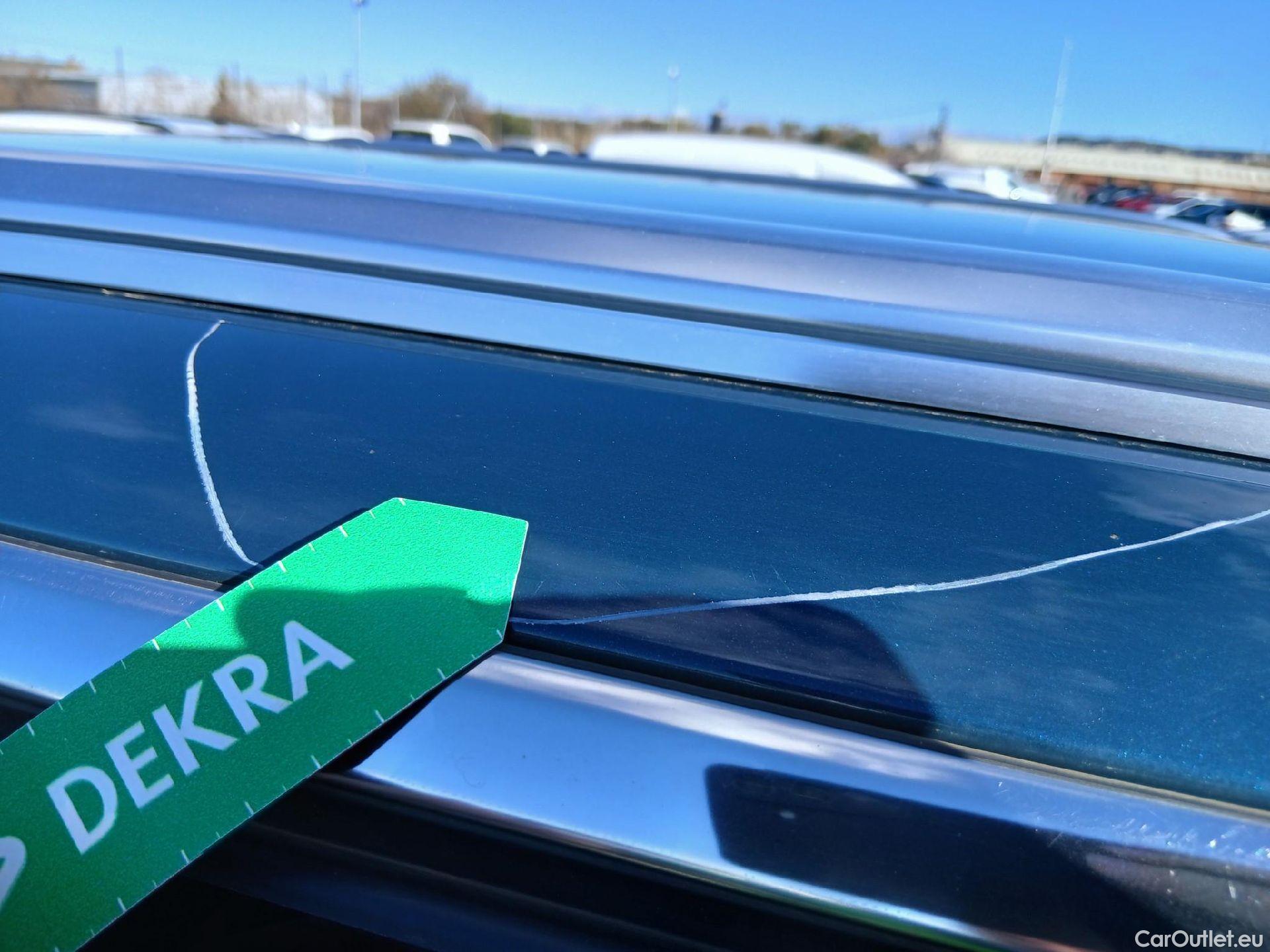  Peugeot  5008 PEUGEOT  / 2020 / 5P / todoterreno 1.5 BlueHDi 96kW (130CV) S&S Allure #21