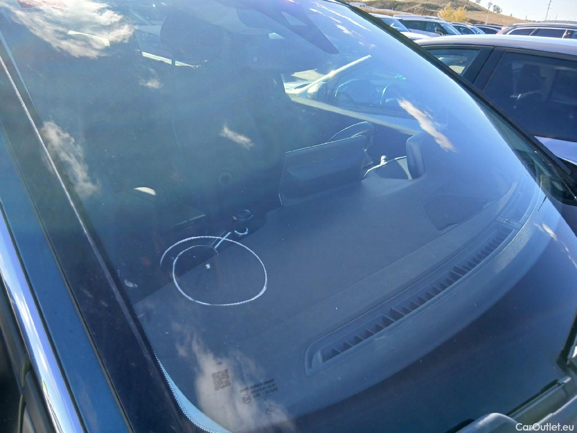  Peugeot  5008 PEUGEOT  / 2020 / 5P / todoterreno 1.5 BlueHDi 96kW (130CV) S&S Allure #13