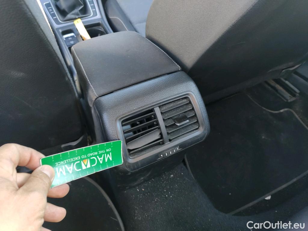  Volkswagen  Golf  VOLKSWAGEN 5p 7G berlina con portón Edition 1.6 TDI 110CV BMT #7