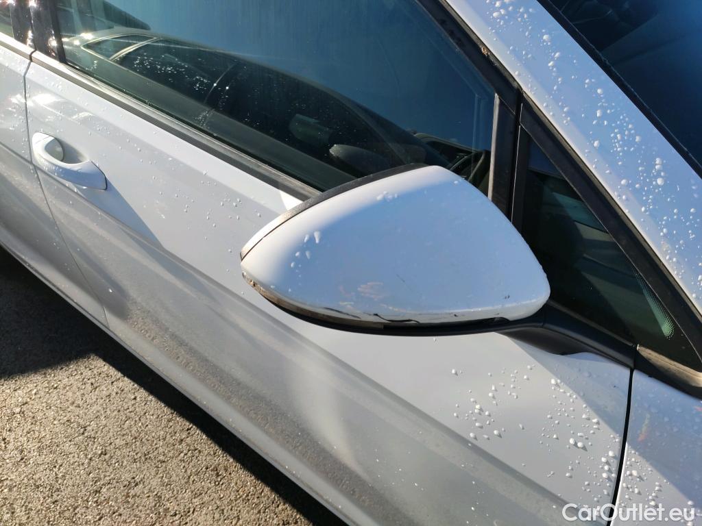  Volkswagen  Golf  VOLKSWAGEN 5p 7G berlina con portón Edition 1.6 TDI 110CV BMT #22