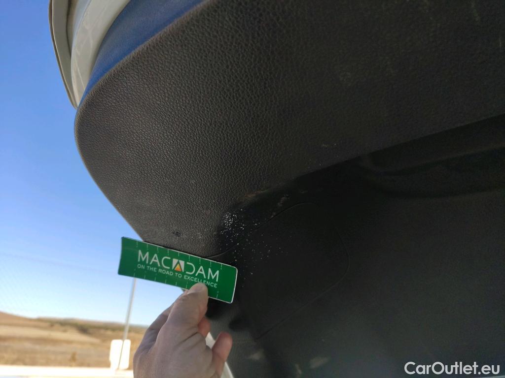  Volkswagen  Golf  VOLKSWAGEN 5p 7G berlina con portón Edition 1.6 TDI 110CV BMT #13