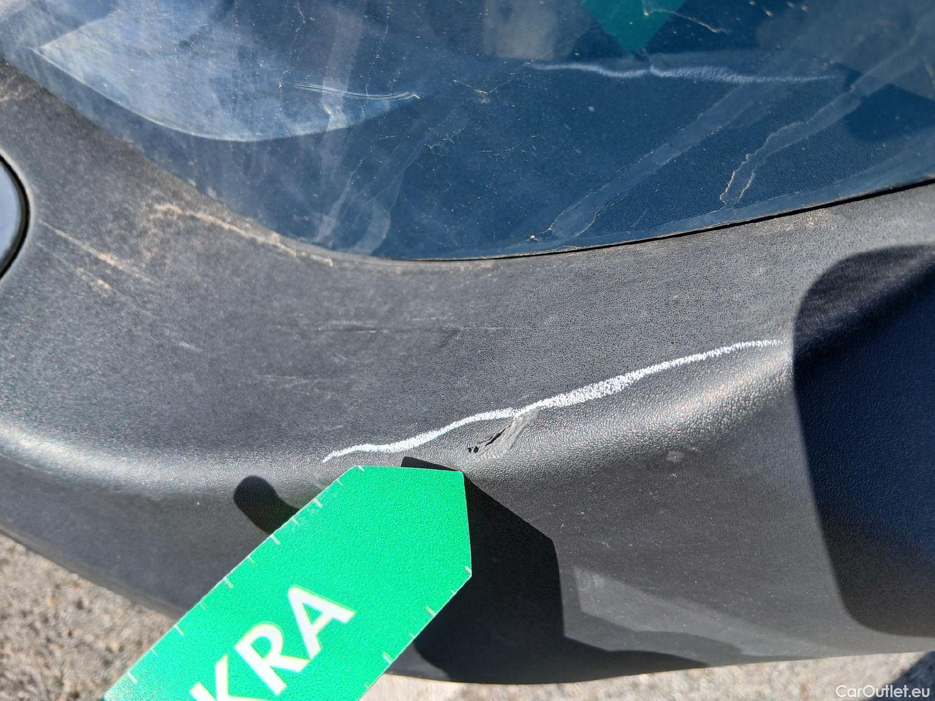  Peugeot  5008 PEUGEOT  / 2020 / 5P / todoterreno 1.5 BlueHDi 96kW (130CV) S&S Allure #25