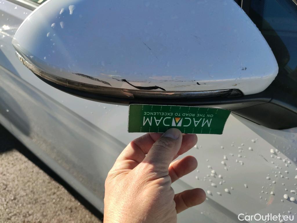  Volkswagen  Golf  VOLKSWAGEN 5p 7G berlina con portón Edition 1.6 TDI 110CV BMT #9