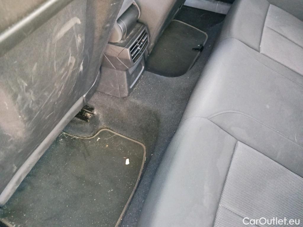  Audi  A3 AUDI  / 2020 / 5P / berlina con portón Sportback 30 TFSI 81kW (110CV) S tronic #17