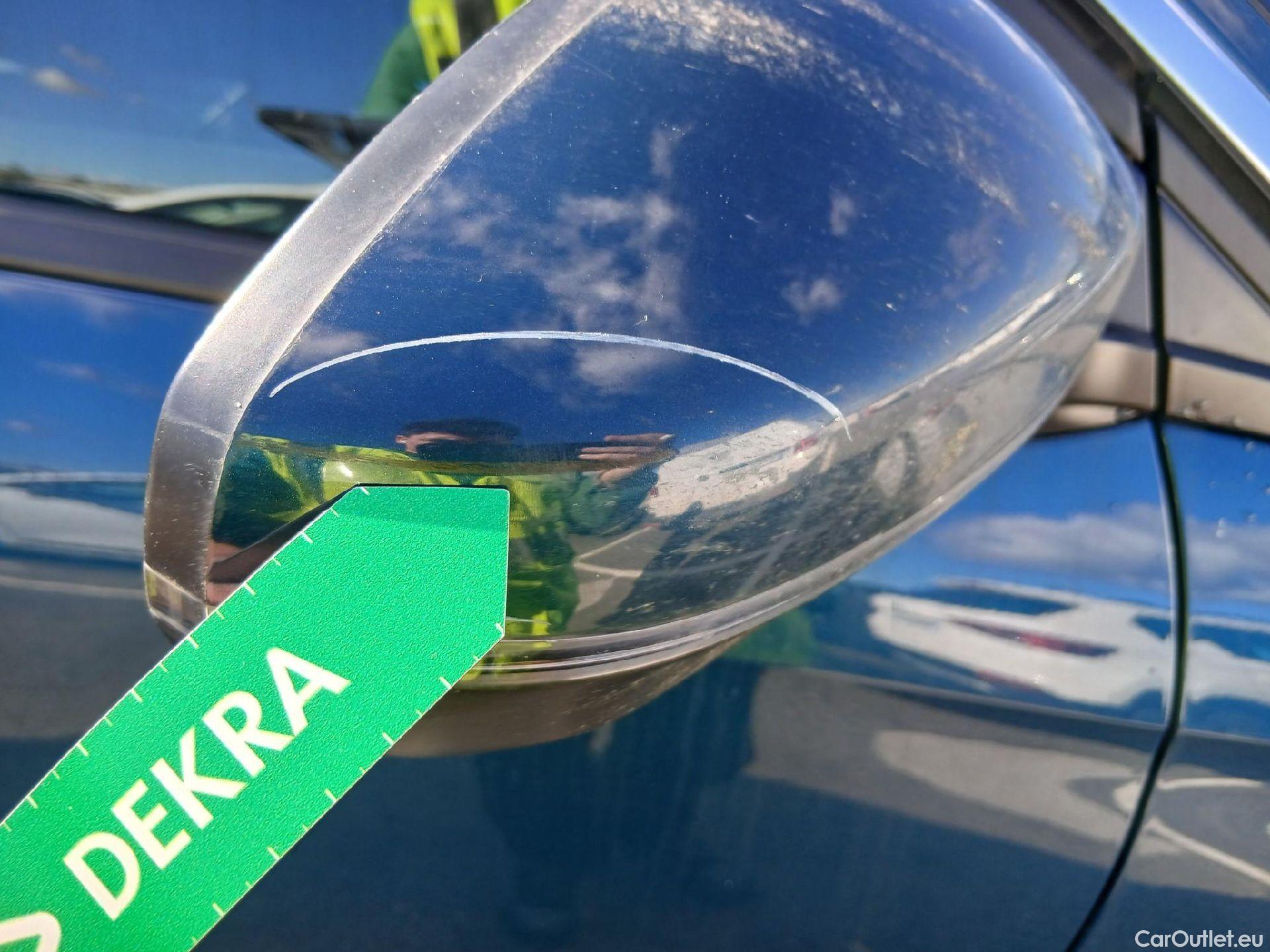  Peugeot  5008 PEUGEOT  / 2020 / 5P / todoterreno 1.5 BlueHDi 96kW (130CV) S&S Allure #33