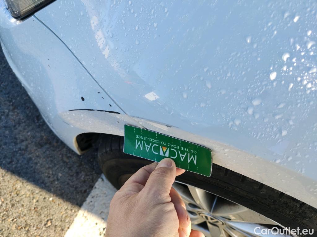  Volkswagen  Golf  VOLKSWAGEN 5p 7G berlina con portón Edition 1.6 TDI 110CV BMT #15