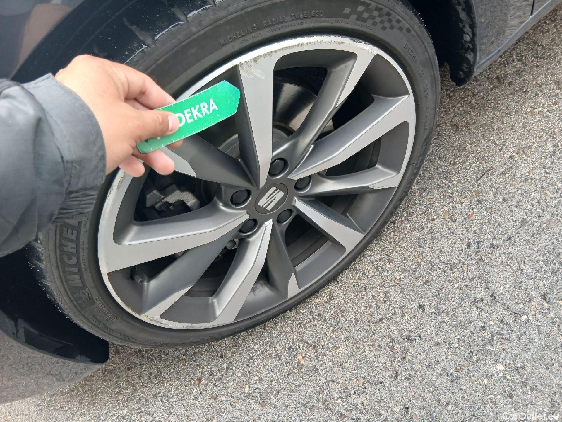  Land Rover  Discovery SEAT Nuevo León / 2020 / 5P / berlina con portón 1.4 e-Hybrid DSG-6 S&S FR Go XL(SP) #8