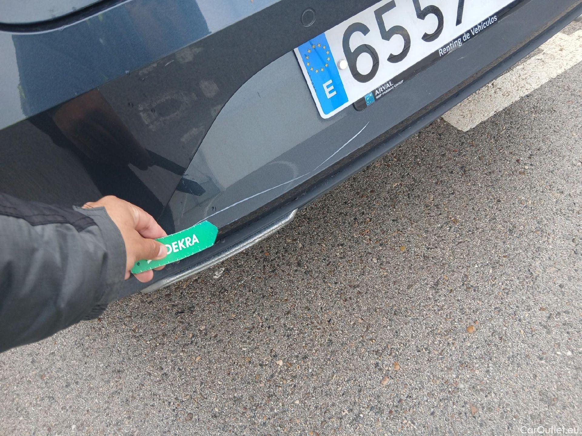  Land Rover  Discovery SEAT Nuevo León / 2020 / 5P / berlina con portón 1.4 e-Hybrid DSG-6 S&S FR Go XL(SP) #15