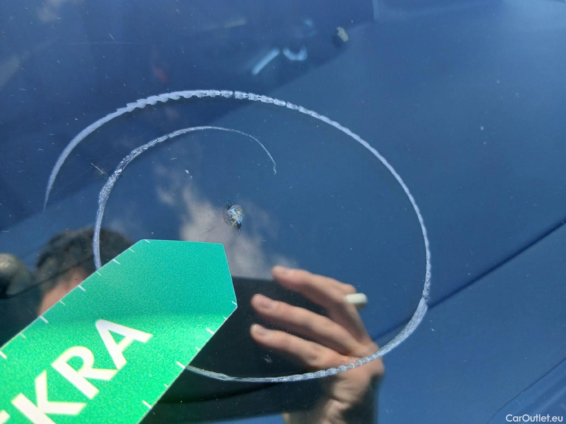  Peugeot  5008 PEUGEOT  / 2020 / 5P / todoterreno 1.5 BlueHDi 96kW (130CV) S&S Allure #12