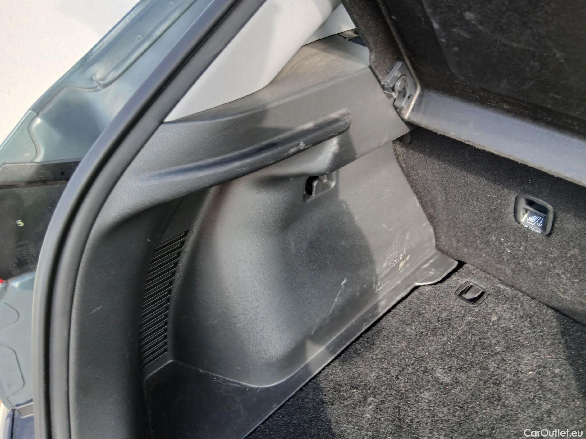  Hyundai  Konna HYUNDAI Kona / 2020 / 5P / todoterreno 1.0 TGDI Maxx 4X2 #31