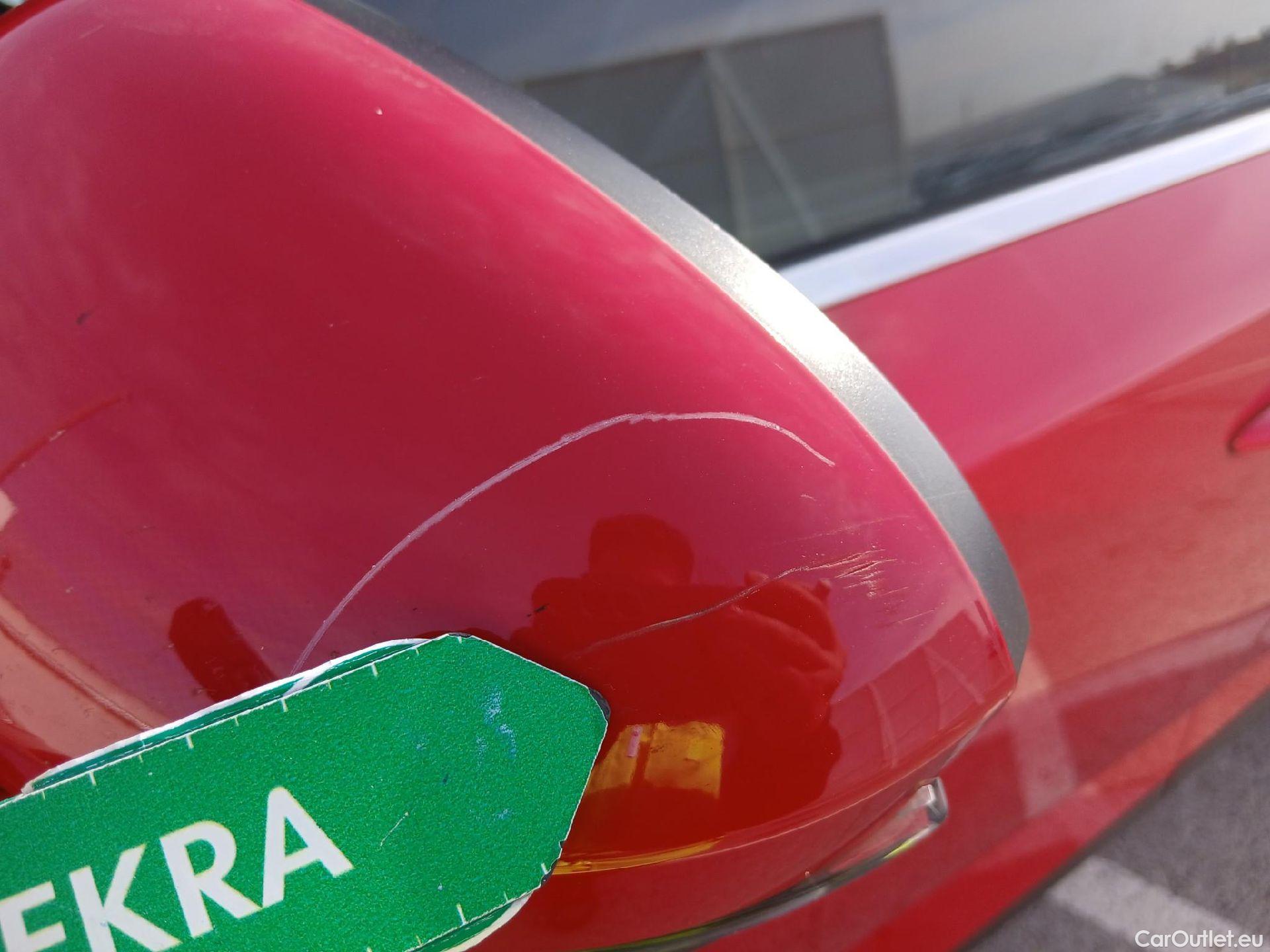  Nissan  Qashqai NISSAN  / 2021 / 5P / todoterreno DIG-T 116kW mHEV Xtronic Tekna #15