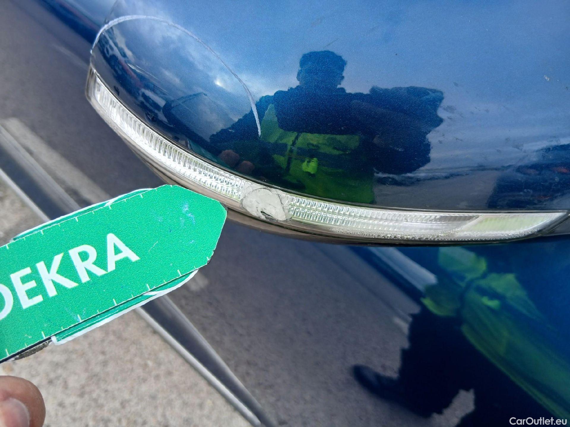  KIA  Niro KIA  / 2019 / 5P / crossover 1.6 GDi PHEV 104kW (141CV) Drive #38