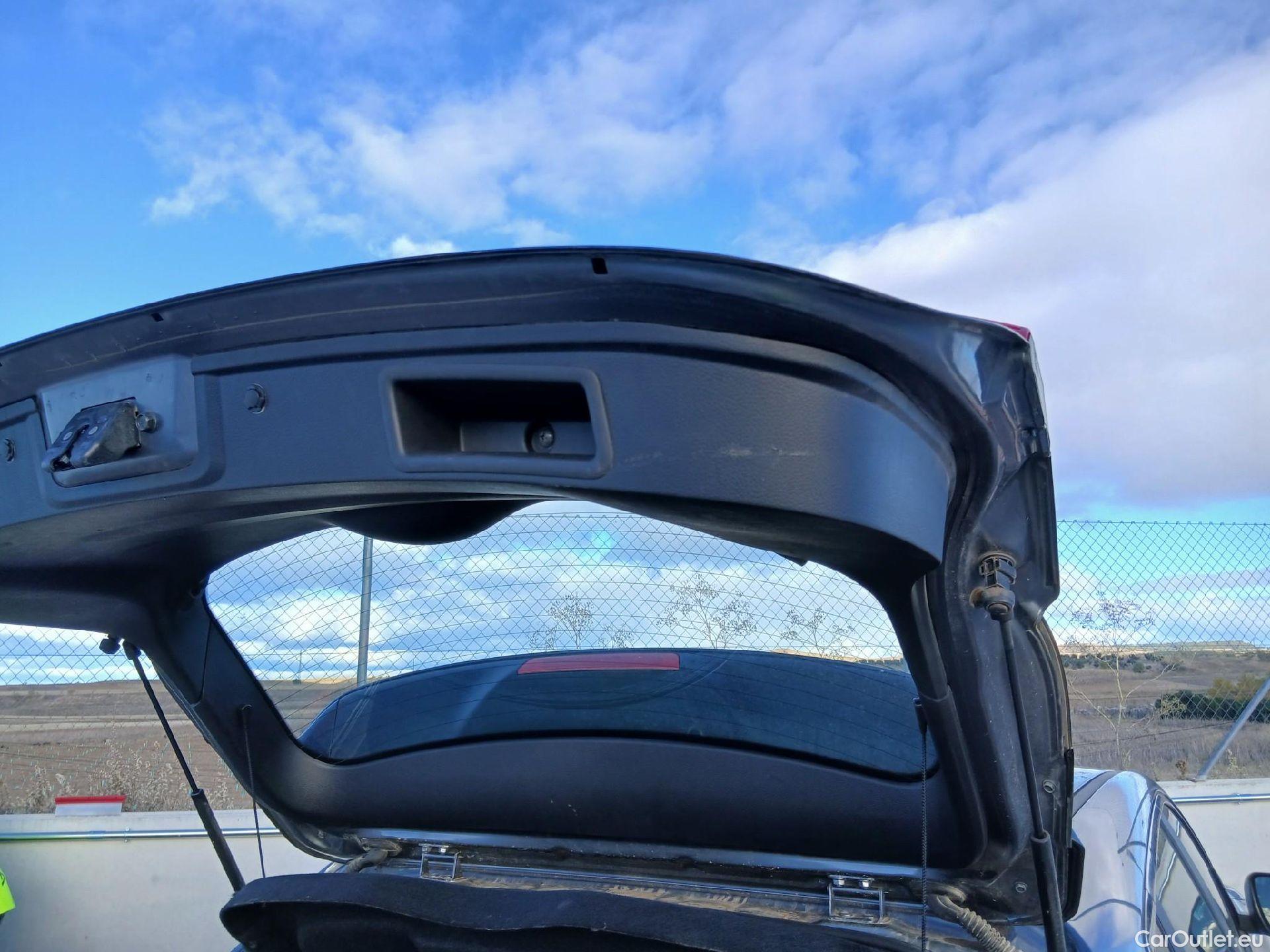  Nissan  Qashqai NISSAN  5p 2G berlina con portón 1.5dCi S&S ACENTA 4x2 Sensores Aparc #32