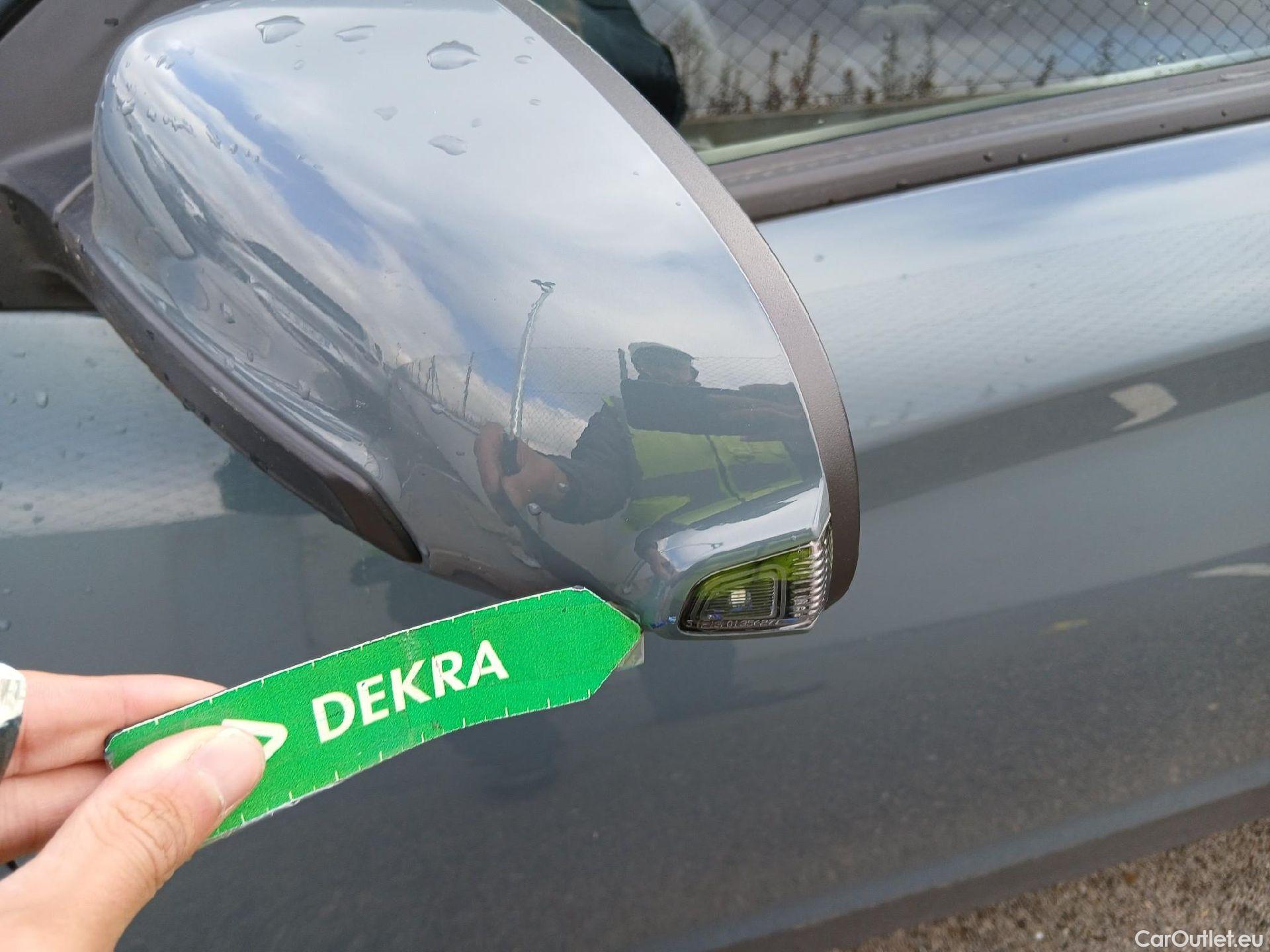  Hyundai  Konna HYUNDAI Kona / 2020 / 5P / todoterreno 1.0 TGDI Maxx 4X2 #9