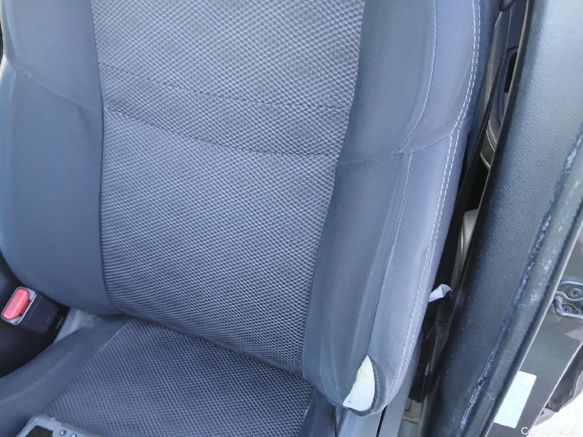  Nissan  Qashqai NISSAN  5p 2G berlina con portón 1.5dCi S&S ACENTA 4x2 Sensores Aparc #18