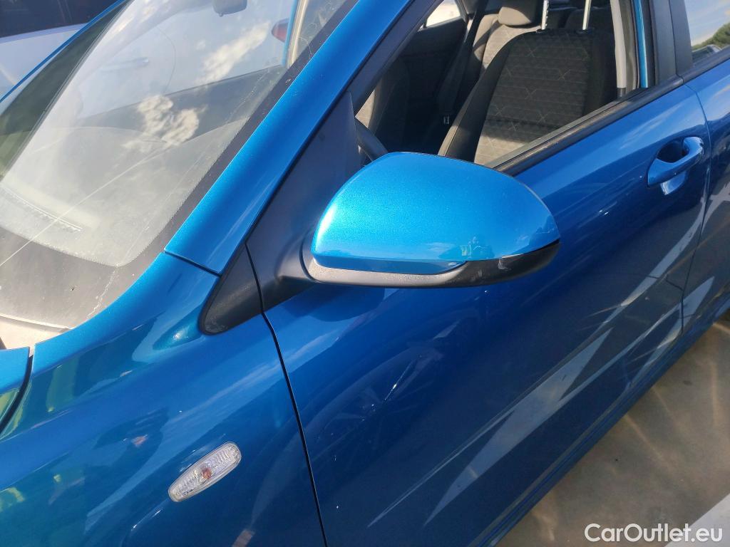  KIA  Rio KIA  / 2020 / 5P / berlina con portón 1.0 T-GDi 74kW (100CV) MHEV iMT Concept #45