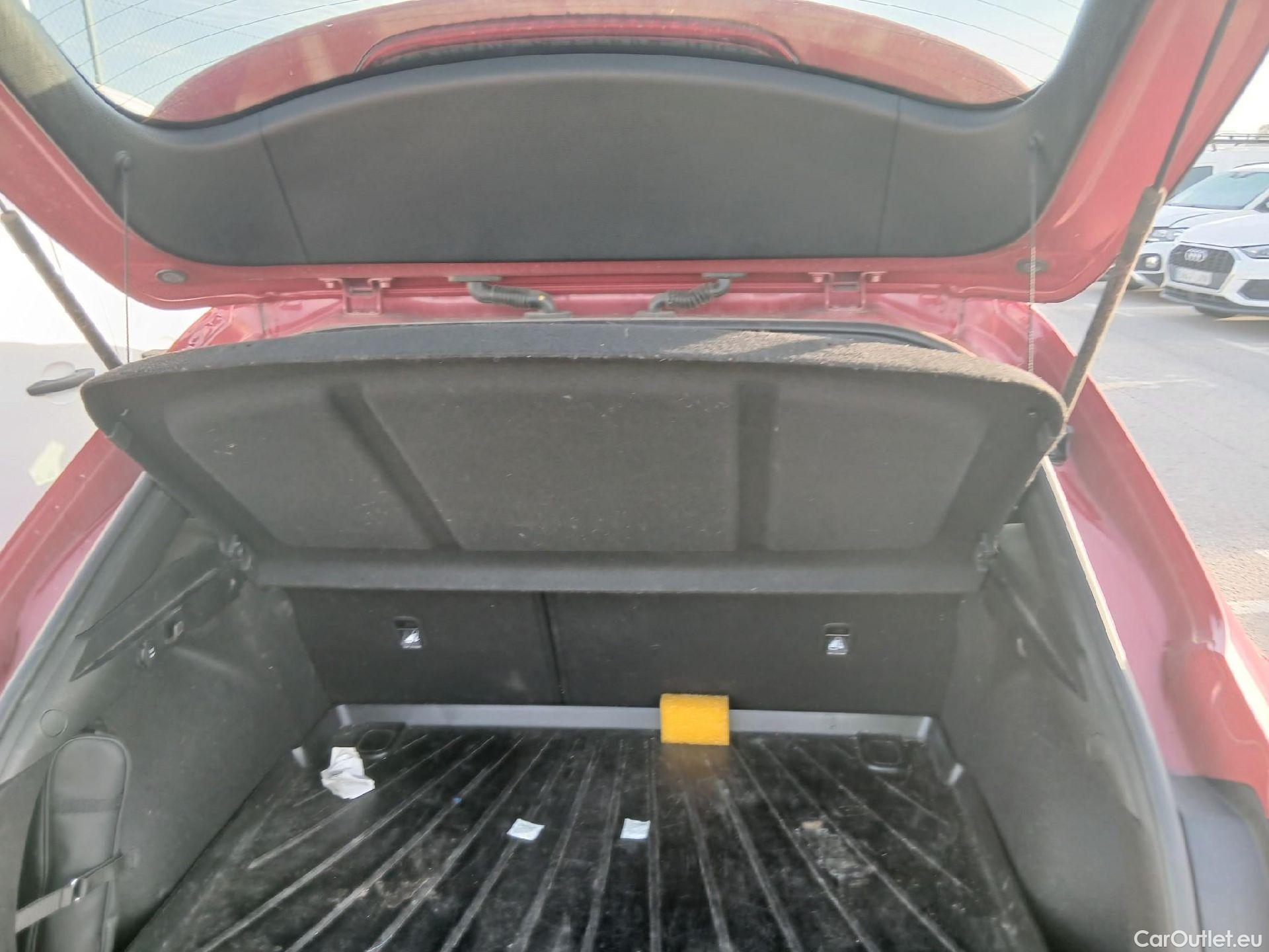  KIA  XCeed KIA  / 2019 / 5P / todoterreno 1.0 T-GDi Drive 88kW (120CV) #23