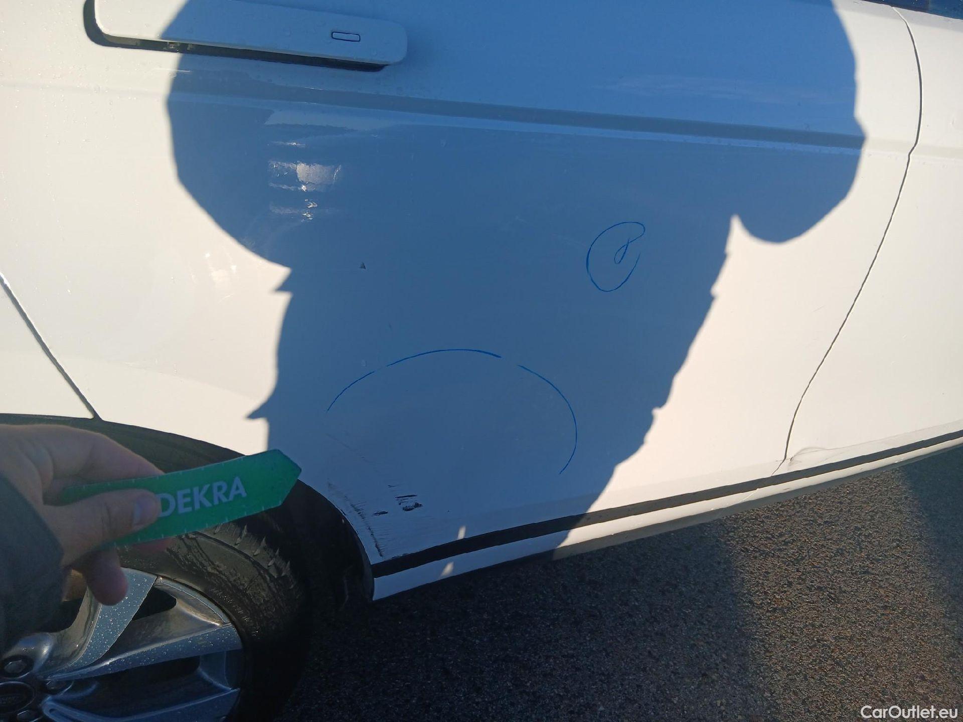  Land Rover  Range Rover LAND ROVER  Evoque / 2015 / 5P / todoterreno 1.5 P300e I3 HSE AUTO 4WD PHEV #16