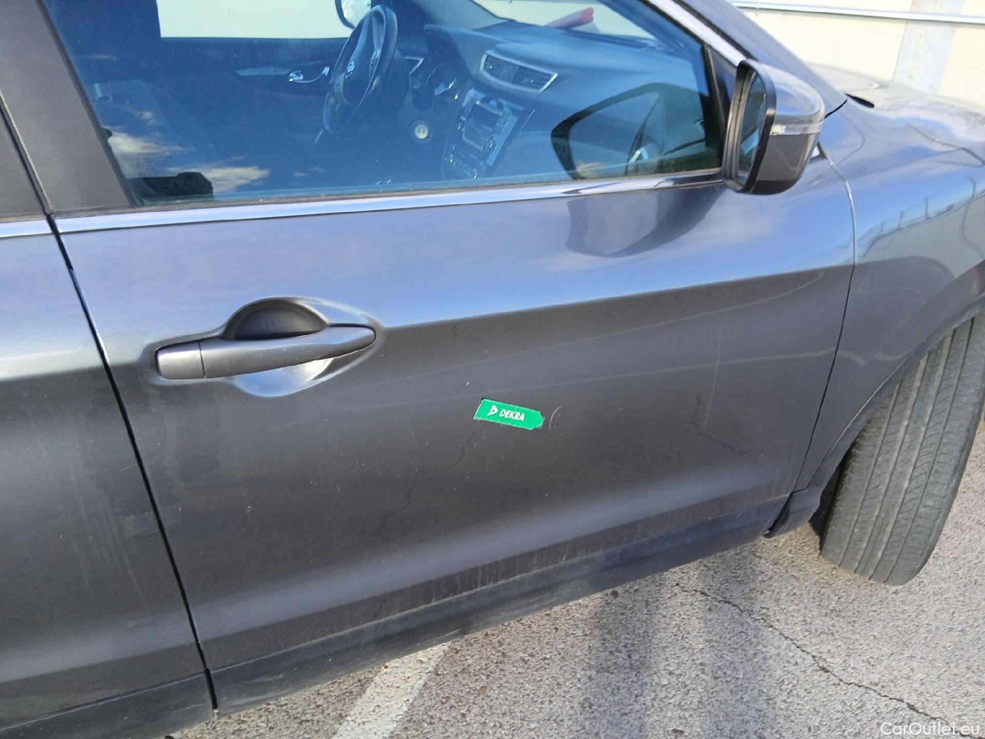  Nissan  Qashqai NISSAN  5p 2G berlina con portón 1.5dCi S&S ACENTA 4x2 Sensores Aparc #39