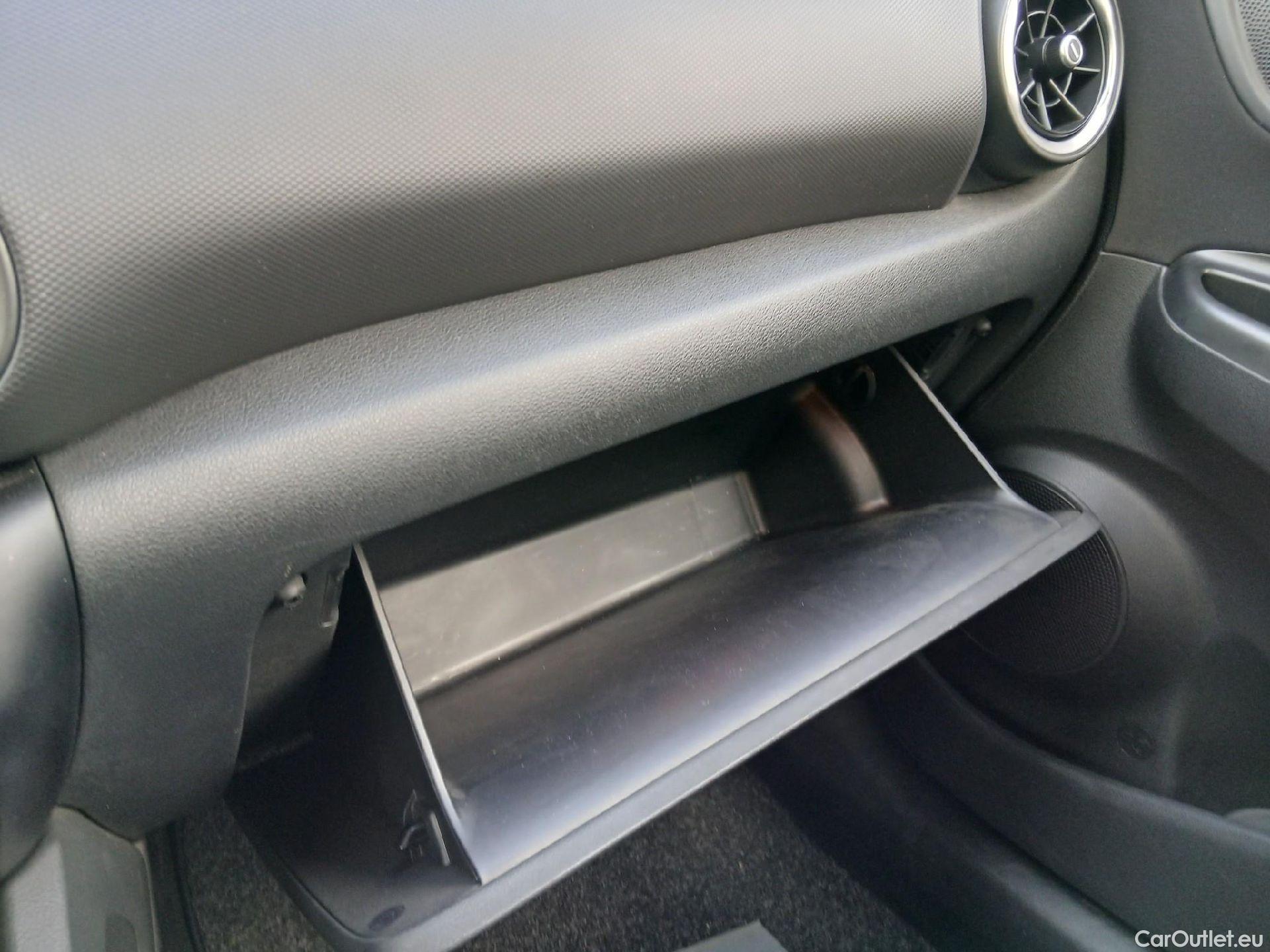  Hyundai  Konna HYUNDAI Kona / 2020 / 5P / todoterreno 1.0 TGDI Maxx 4X2 #1