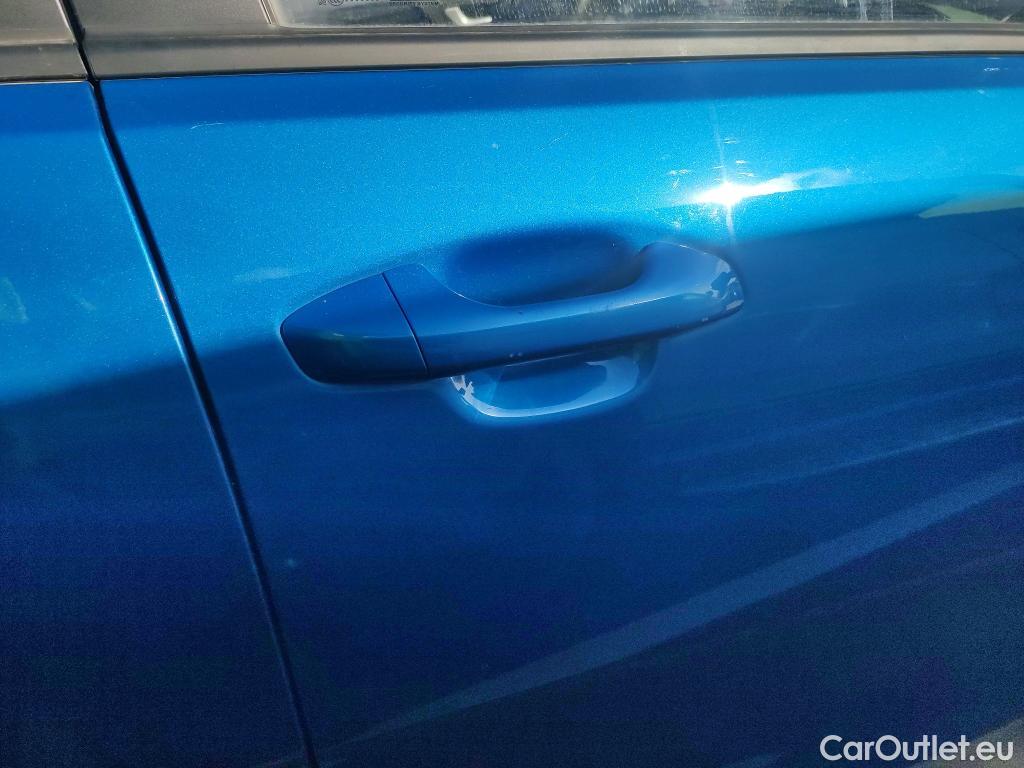  KIA  Rio KIA  / 2020 / 5P / berlina con portón 1.0 T-GDi 74kW (100CV) MHEV iMT Concept #47