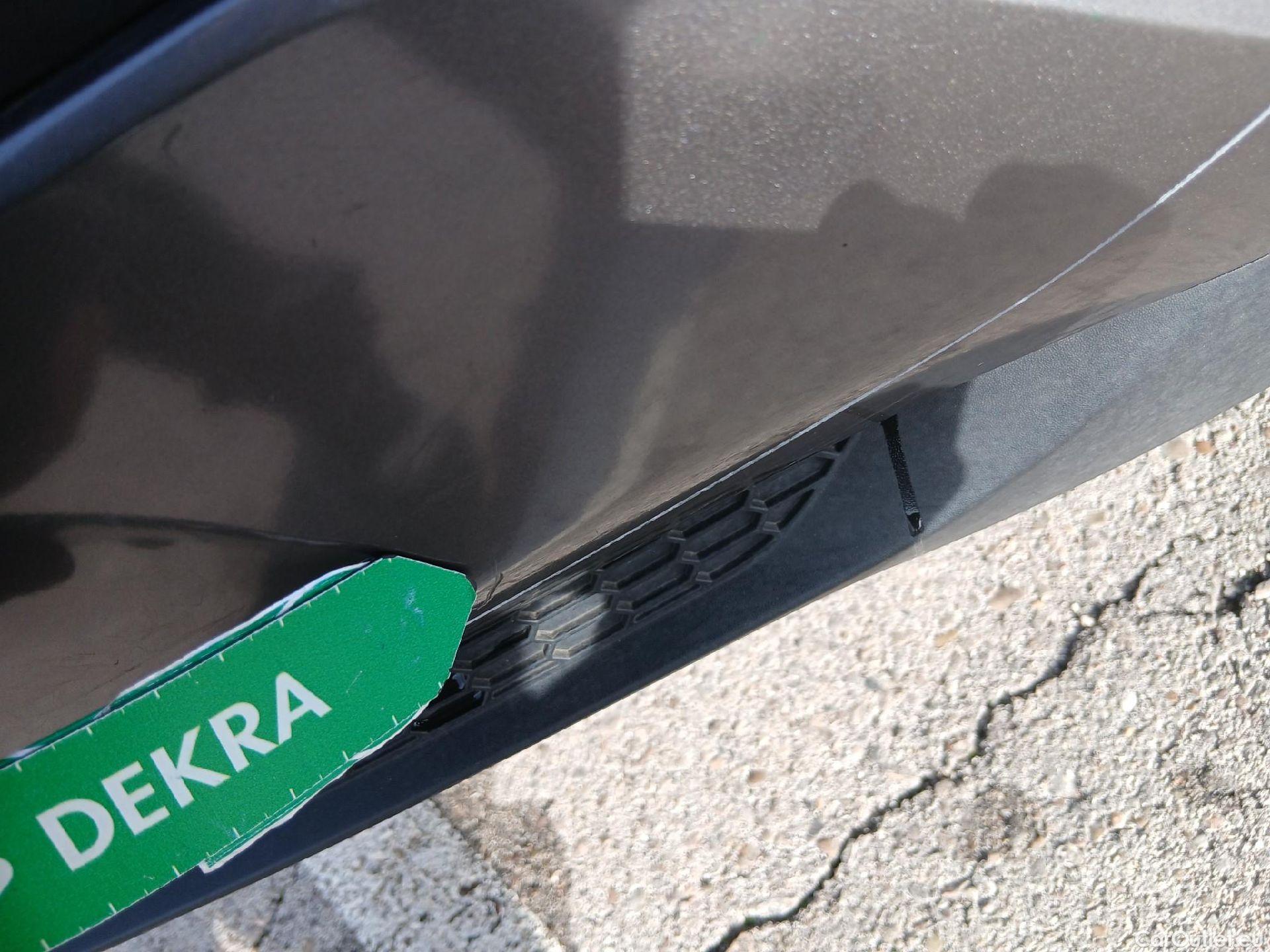  Nissan  Qashqai NISSAN  / 2021 / 5P / todoterreno DIG-T 116kW mHEV Xtronic Tekna #33