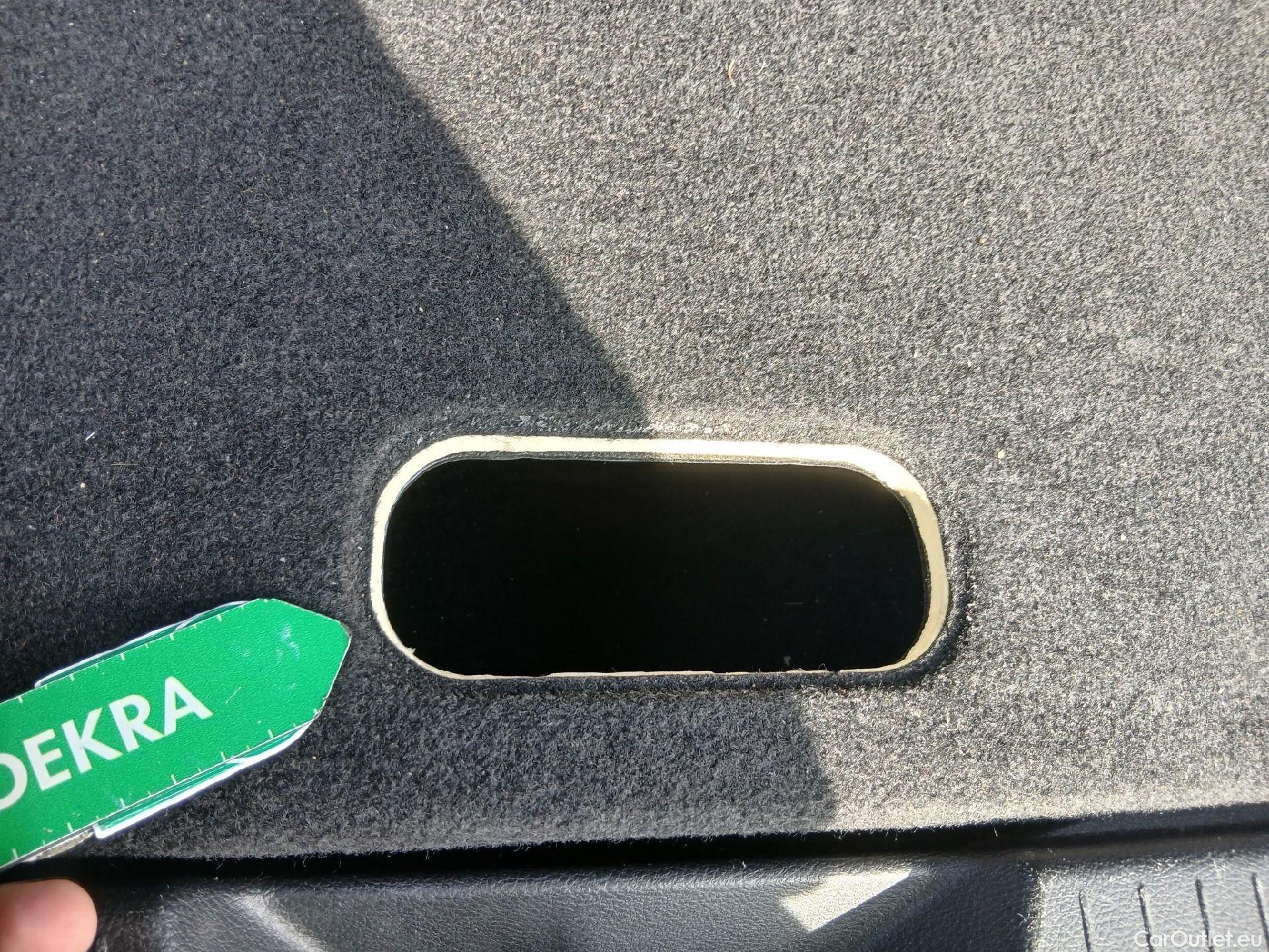  Nissan  Qashqai NISSAN  / 2021 / 5P / todoterreno DIG-T 116kW mHEV Xtronic Tekna #2