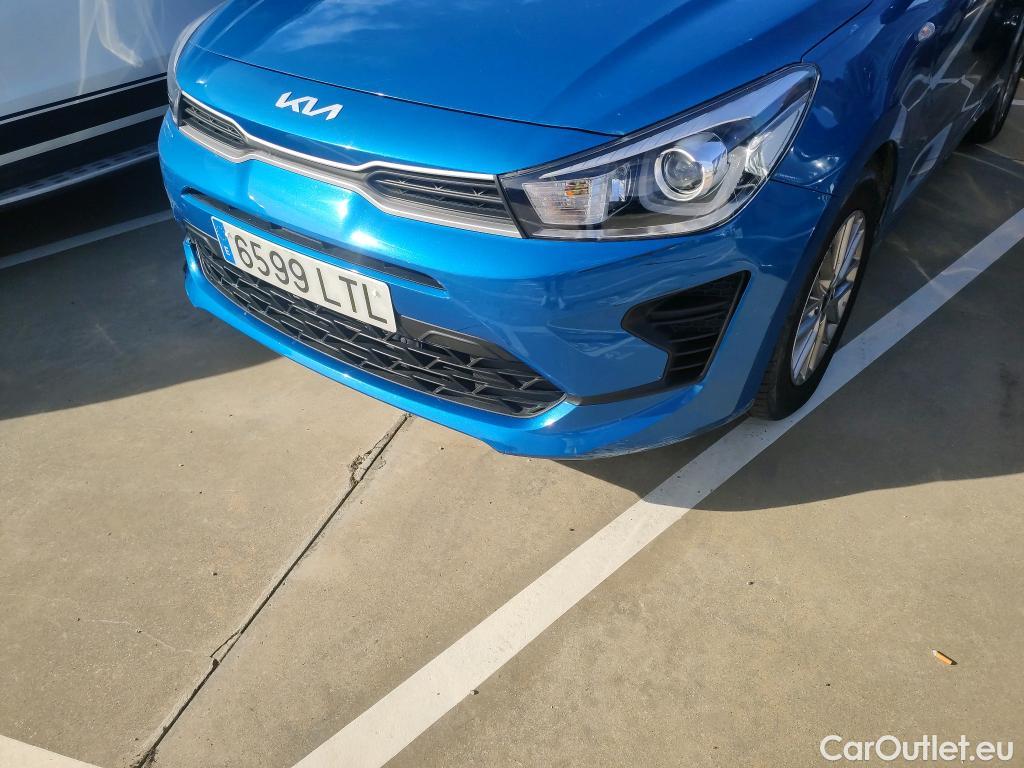  KIA  Rio KIA  / 2020 / 5P / berlina con portón 1.0 T-GDi 74kW (100CV) MHEV iMT Concept #10