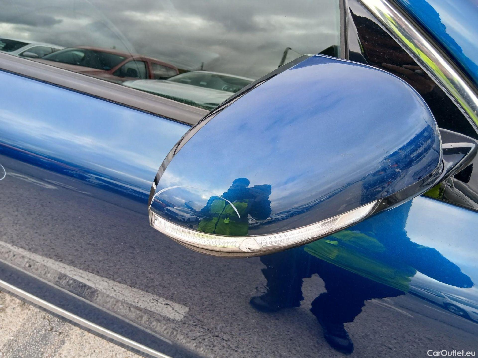  KIA  Niro KIA  / 2019 / 5P / crossover 1.6 GDi PHEV 104kW (141CV) Drive #37