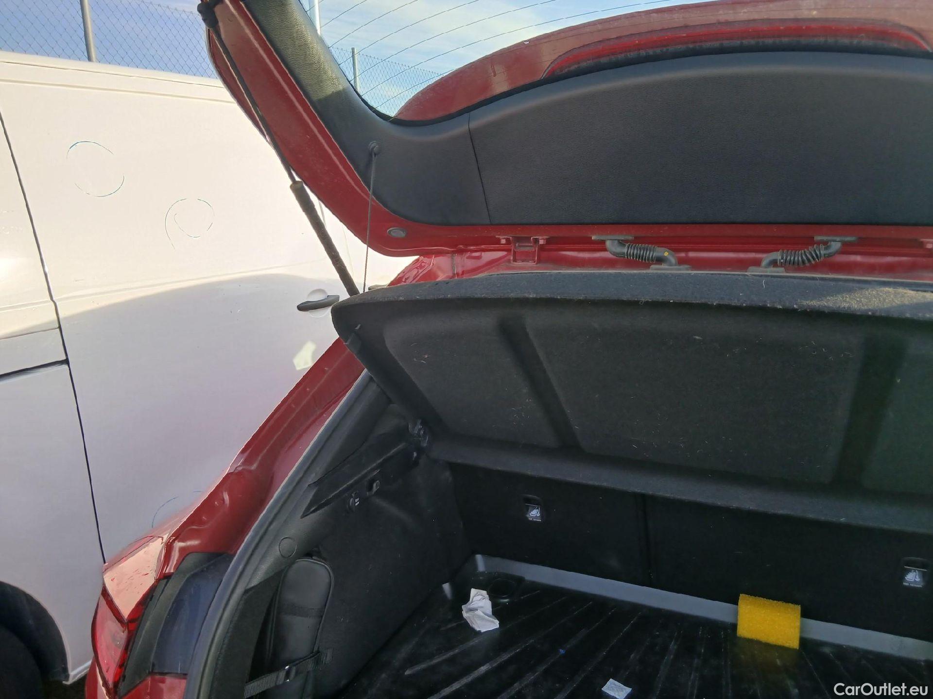  KIA  XCeed KIA  / 2019 / 5P / todoterreno 1.0 T-GDi Drive 88kW (120CV) #22