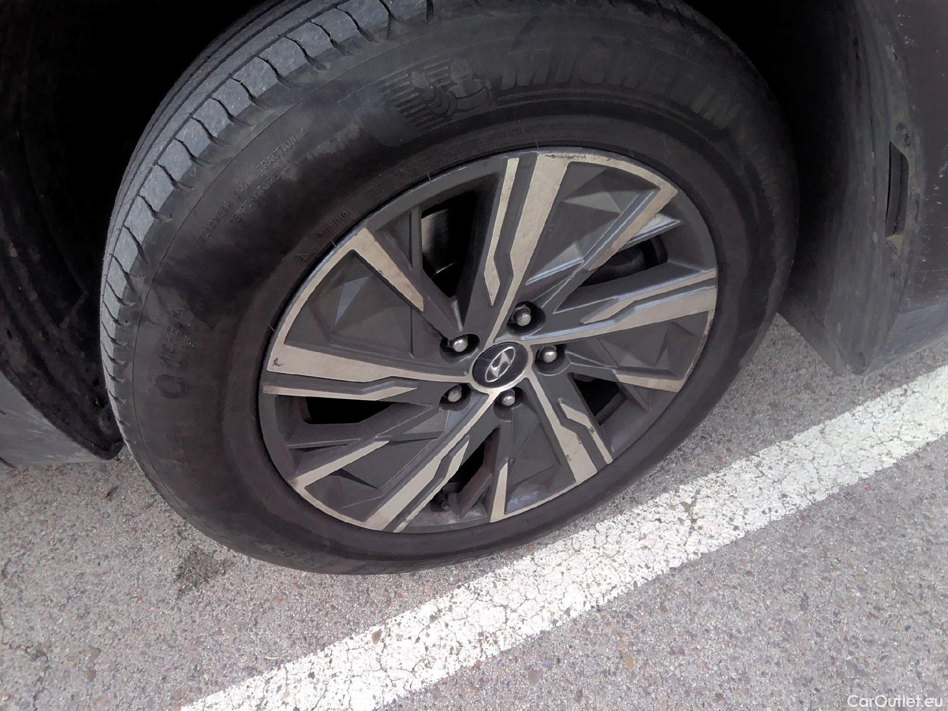  Hyundai  Tucson HYUNDAI  / 2020 / 5P / todoterreno 1.6 TGDI 110kW (150CV) Maxx #53