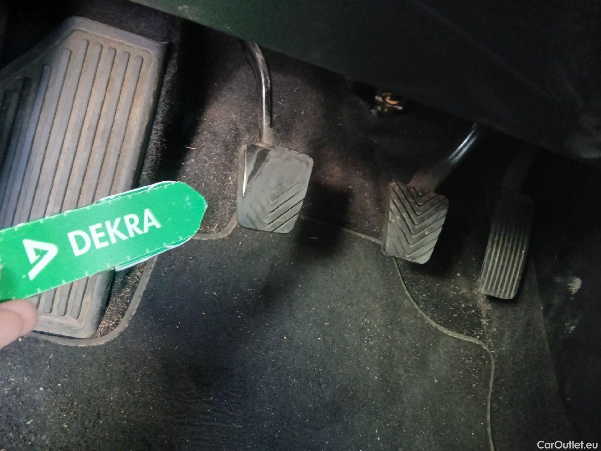  KIA  XCeed KIA  / 2019 / 5P / todoterreno 1.0 T-GDi Drive 88kW (120CV) #3