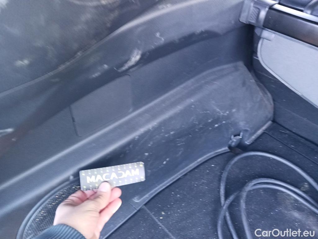  Toyota  RAV4 TOYOTA  / 2018 / 5P / todoterreno 2.5l PLUG-IN 300PH (e-CVT) Style Plus #25